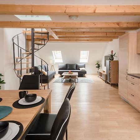 Ayni Apartman Semily Exteriör bild