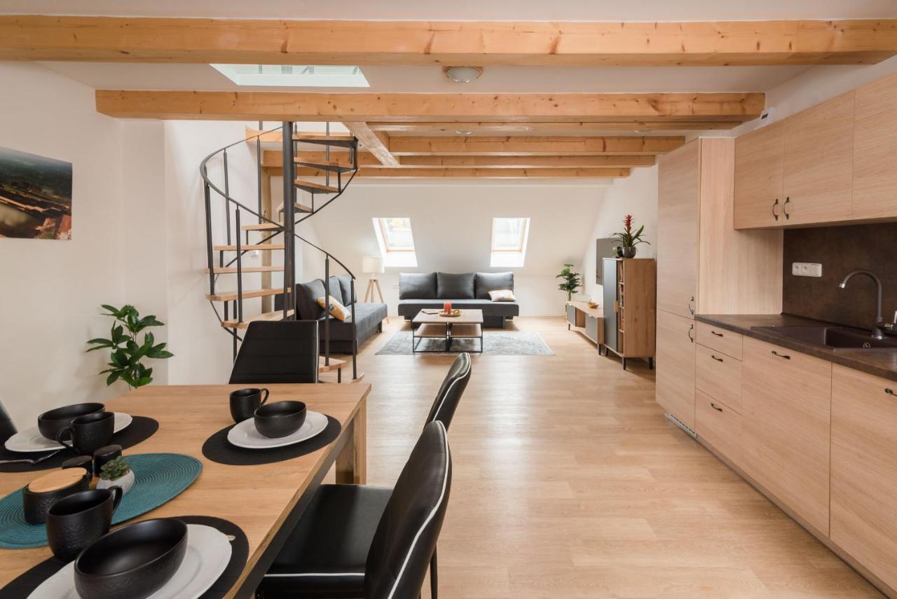 Ayni Apartman Semily Exteriör bild